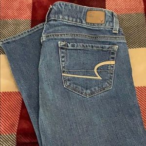 American Eagle Capri Jeans